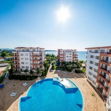 ривиера форт бийч Apartment Ravda